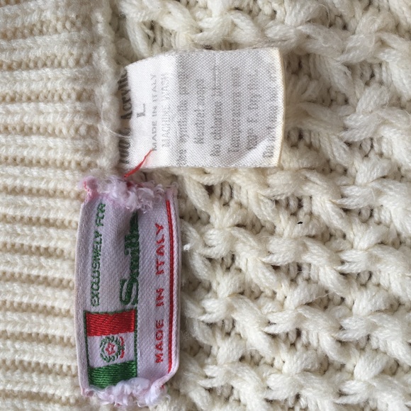 Italian knit off white v-neck sweater by Smiths - Picture 6 of 7